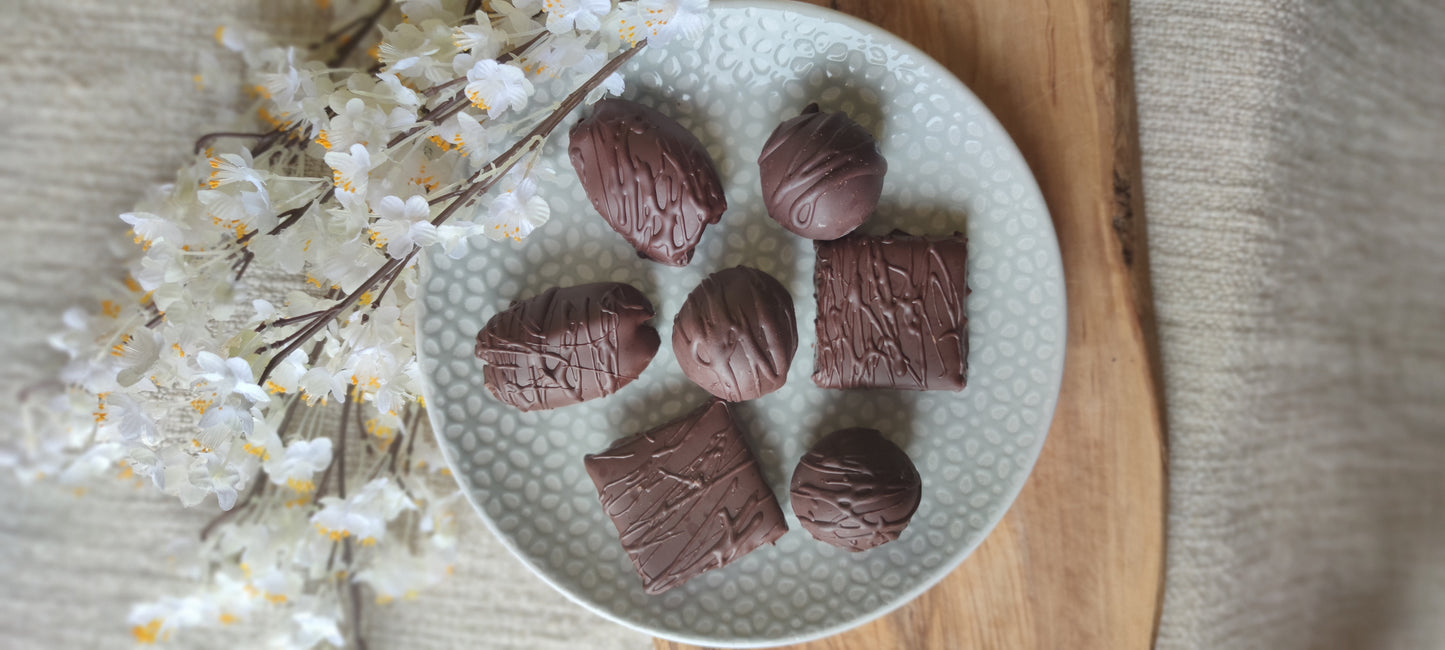 Diary free healthy snacks for work. Protein balls for after your workout.